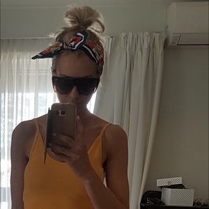 Meet your Posher, Monique